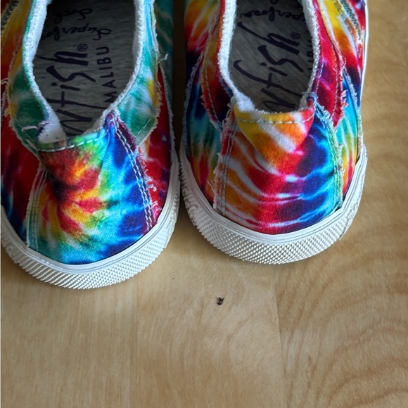 Blowfish Malibu Rainbow Tie-Dye Canvas Slip On Sneakers Women’s Size 8 - Picture 4 of 10
